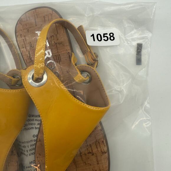 Aerosoles Conclusion Comfort Casual Cushion Cork Flat Yellow Thong Sandal NWOB 7 - Picture 7 of 7